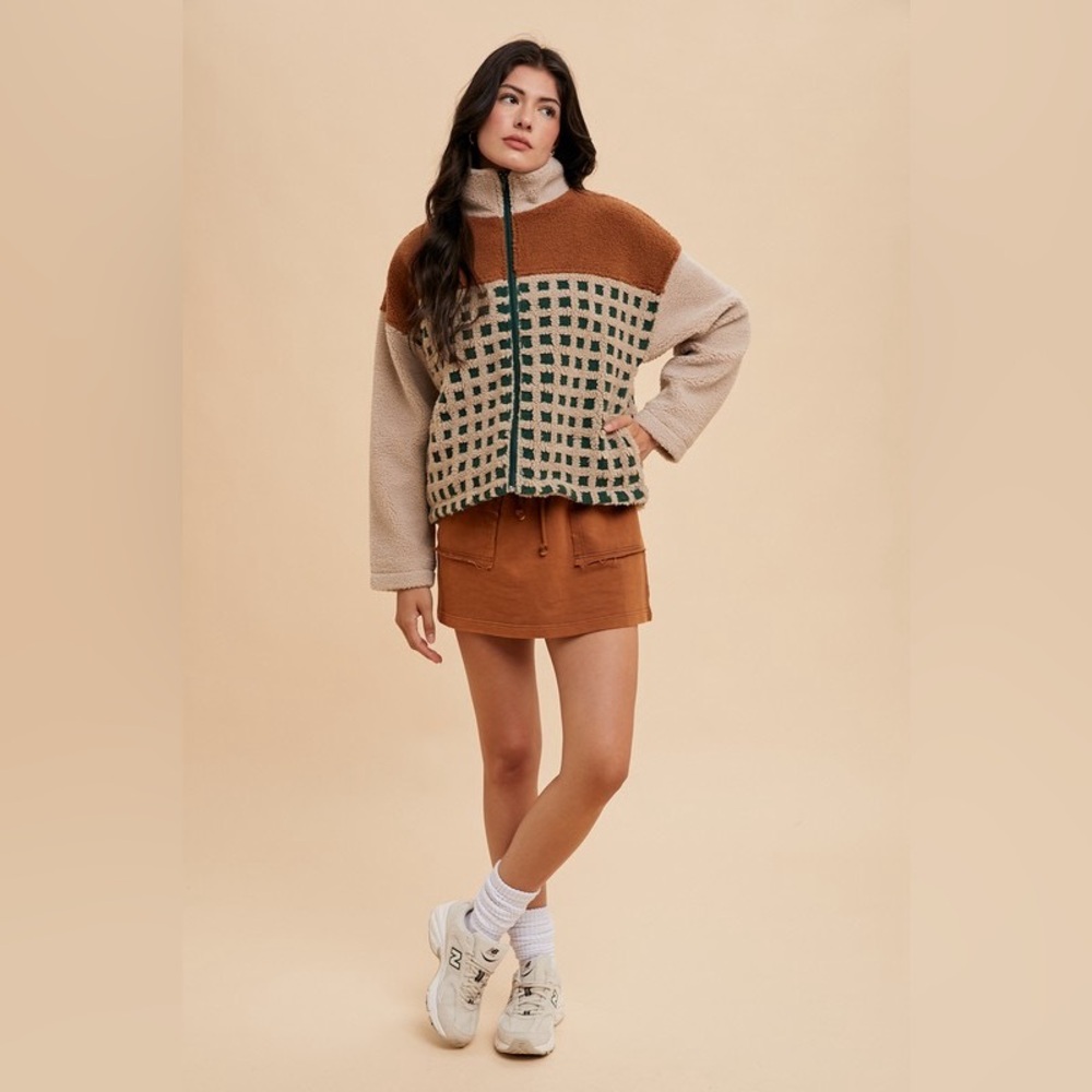 NWT Annie Wear Tarzana Tan Checkered Plaid Zip Up Sherpa Fleece Jacket - Picture 5 of 5